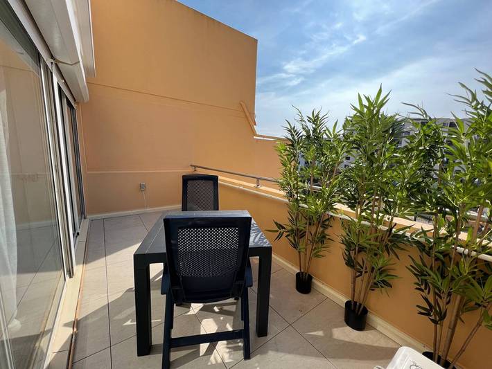 Gîte pour 4 personnes, avec piscine et terrasse dans Plage Lydia - 4