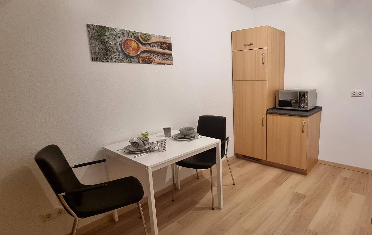 Ganze Wohnung, Ferienwohnung Parkblick - Ferienwohnung Parkblick (35m2 in Bad Berleburg, Kreis Siegen-Wittgenstein