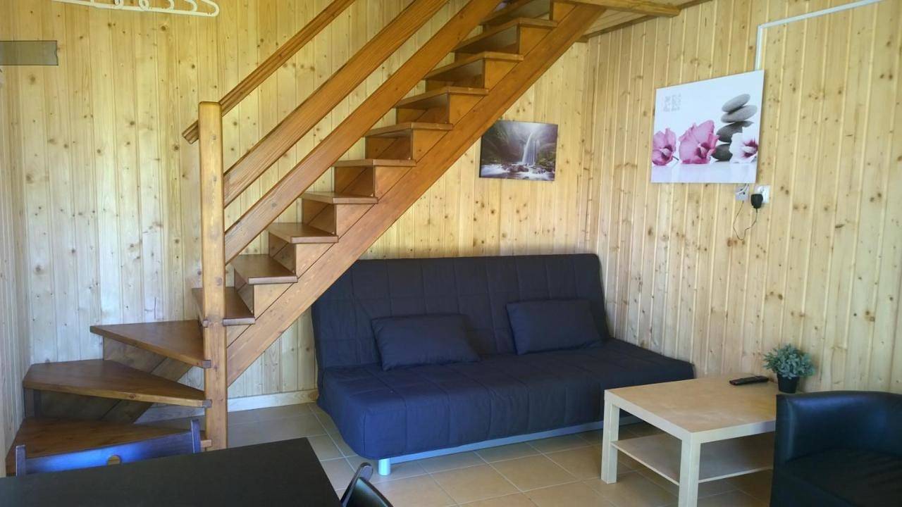 Domki Nad Jeziorem Karłowice in Dolny Śląsk