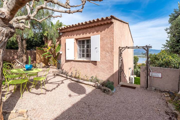 Location de vacances pour 3 personnes, avec jardin dans Porticcio - 3