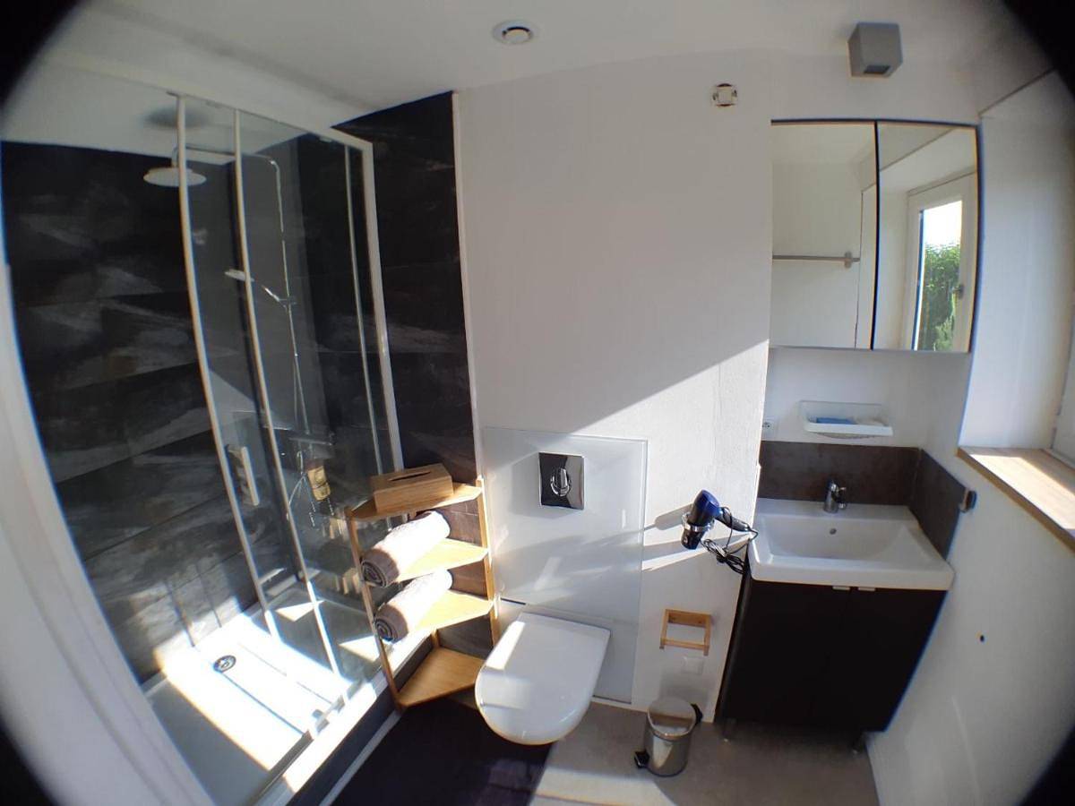 Appartement entier, Beau studio équipé - Calme et confortable in Bourg-en-Bresse, Région de Bourg-en-Bresse