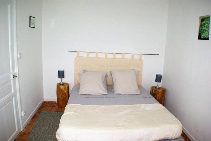 Location de vacances pour 5 personnes, avec vue sur le lac ainsi que jardin et vue, animaux acceptés à Migné - 3