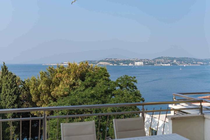 Holiday apartment for 4 people, with pool - 1