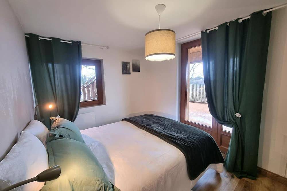 Gîte chaleureux au Bessat, nature et détente pour 8 pers. in Le Bessat, Parc Naturel Régional du Pilat