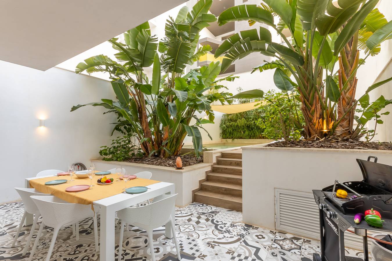 Geheel appartement, Modern Beautiful Pool And Sea Apt Qawra in Qawra, St. Paul's Bay