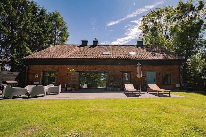 Ferienhaus für 10 Personen, mit Sauna und Whirlpool sowie Garten und Pool, mit Haustier - 1