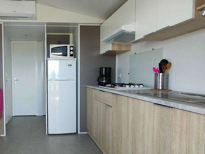 Camping Tikayan Félix de la Bastide - Mobilheim 4 personen - California. Standard in Saint-Mitre-les-Remparts, Mittelmeerküste (Frankreich)
