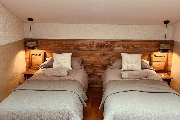Location de vacances pour 12 personnes, avec jardin à Liausson - 4