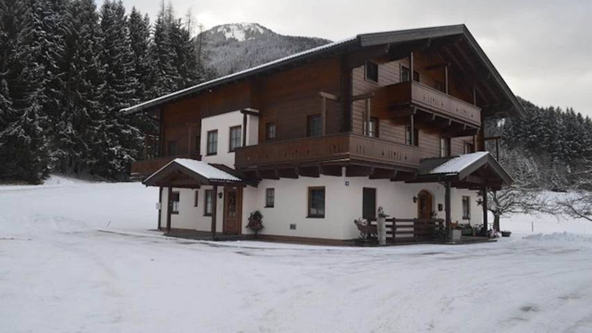 Ferienwohnung für 12 Personen, mit Balkon in Mittersill