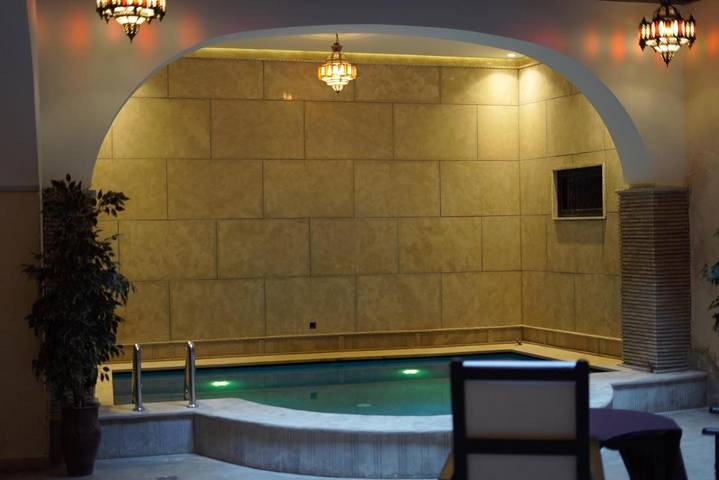 Maison d’hôte pour 2 personnes, avec terrasse ainsi que vue et piscine, animaux acceptés à Meknès - 4