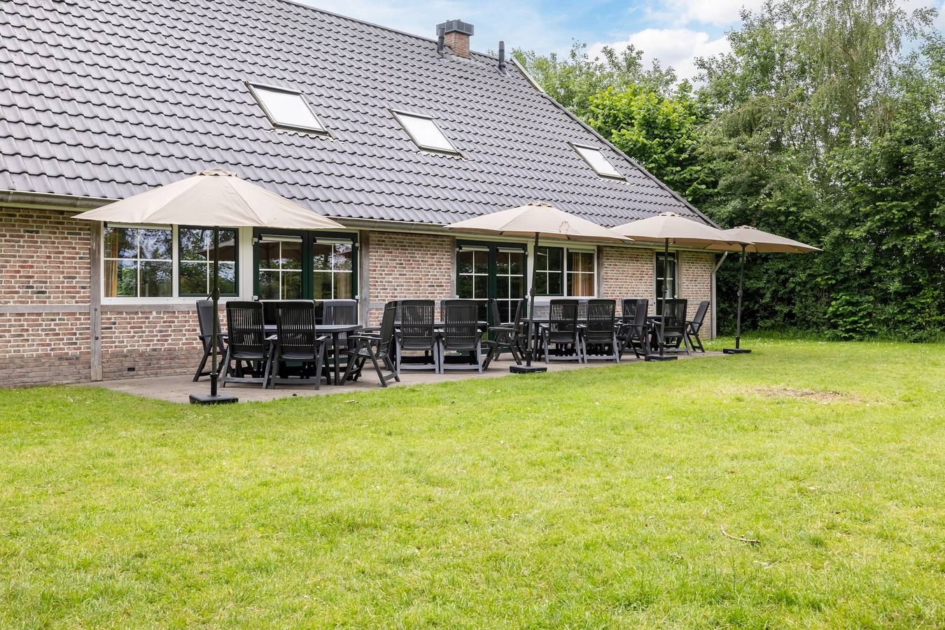 Bungalow für 24 Personen mit Balkon/Terrasse in Drenthe
