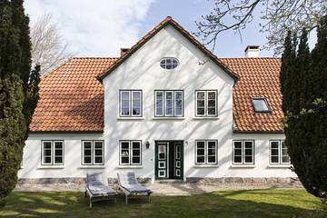 Ferienhaus für 9 Personen, mit Terrasse und Sauna sowie Garten in Pommerby