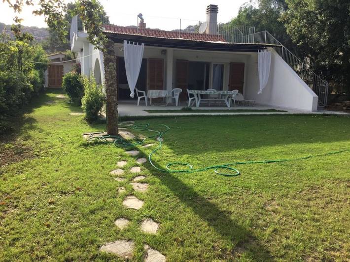 Ferienhaus für 6 Personen, mit Garten in Costa Rei
