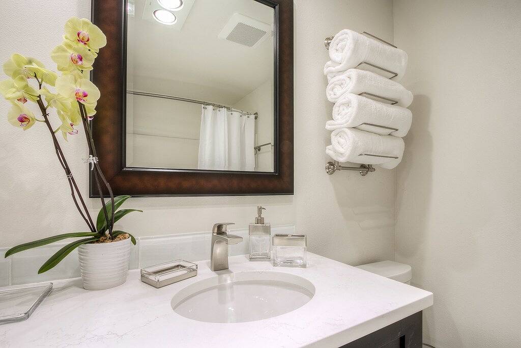 Familienfreundlicher, moderner Kurzurlaub in einer klassischen nordwestpazifischen Umgebung in Mount Baker-Snoqualmie Nationalwald