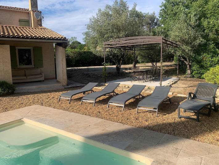 Gîte pour 10 personnes, avec Piscine dans Dentelles de Montmirail - 2