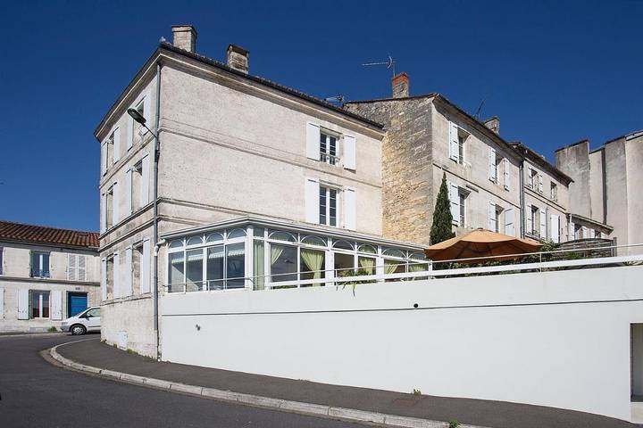 Chambre d’hôte pour 3 personnes, avec terrasse et vue à Angoulême - 2
