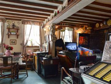 Holiday Rental for 6 People in Merthyr Tydfil region, South-Wales, Photo 2