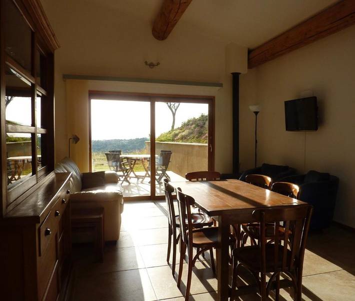 Location de vacances pour 5 personnes, avec vue et jardin, adapté aux familles à Saint-Jurs - 3