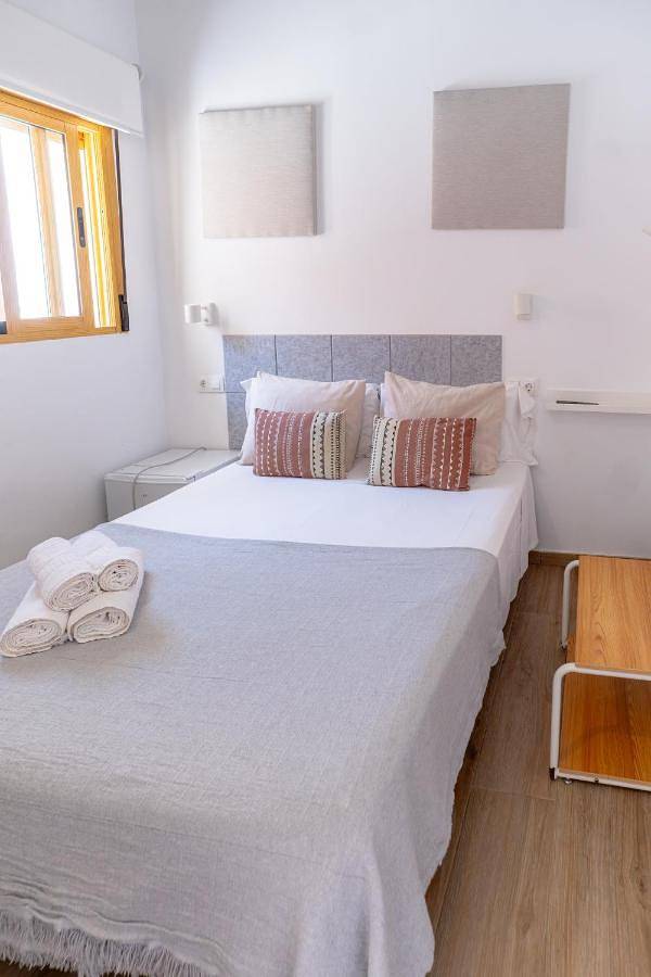 Budget Double Room in Platja de Tabarca, Costa Blanca