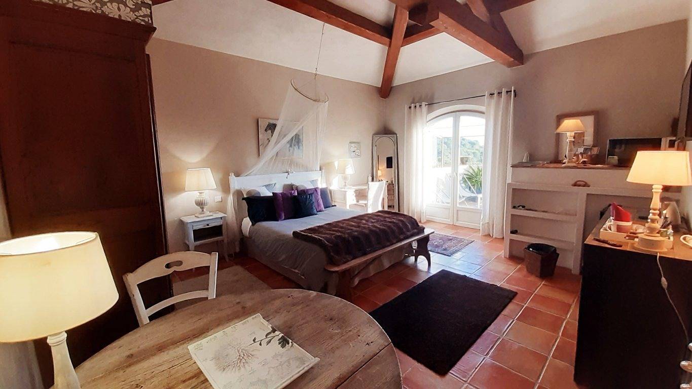 Chambres d'hôtes Massacan, vue mer - Suite terrasse vue mer in Le Lavandou, Région de Toulon