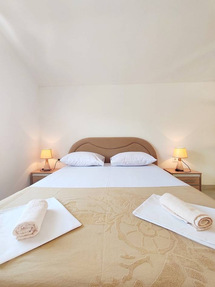 Gîte pour 4 personnes, avec jardin dans Neum - 2