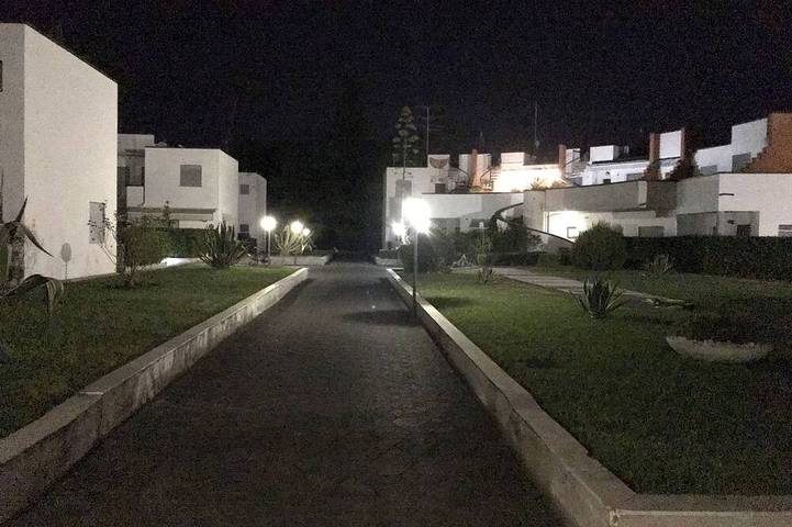 Ferienwohnung für 4 Personen, mit Terrasse und Garten sowie Pool - 1