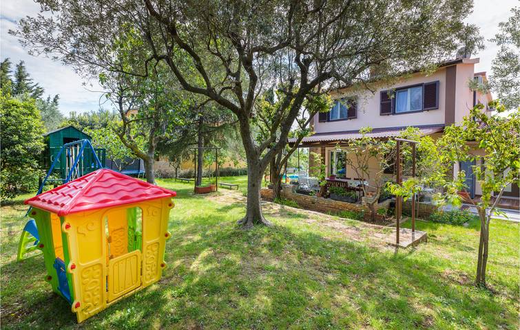 Ferienhaus für 8 Personen, mit Terrasse und Pool, mit Haustier in Fazana - 4