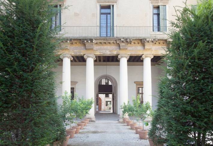 Ferienwohnung für 2 Personen, mit Terrasse und Garten sowie Ausblick in Vicenza