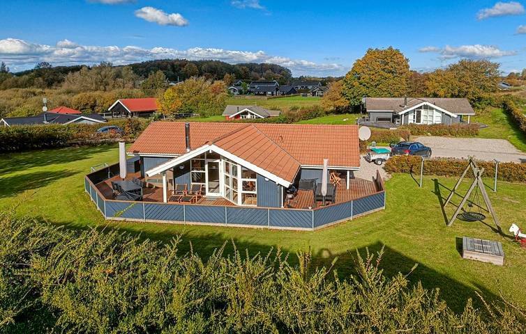 Ferienhaus für 9 Personen, mit Whirlpool und Terrasse, mit Haustier in Spodsbjerg