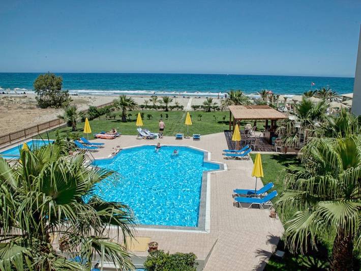 Appart’hôtel pour 3 personnes, avec Balcon et Terrasse ainsi que Jardin et Bassin pour enfant à Réthymnon