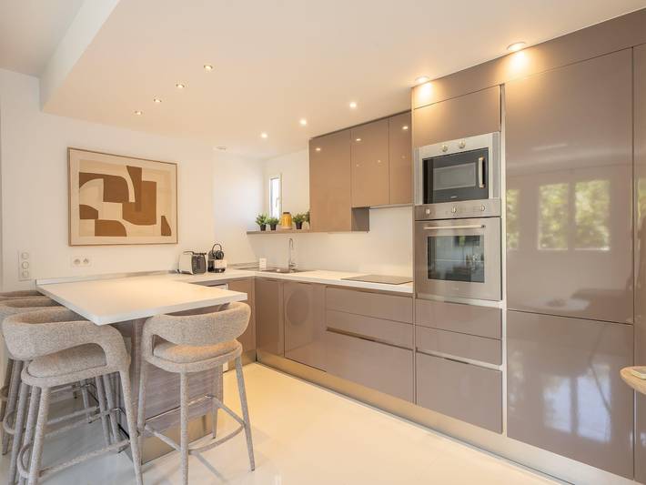 Apartamento entero, Apartamento con aire acondicionado, 2 habitaciones/6 personas, vistas al mar - St-Tropez in Saint-Tropez, Costa mediterránea (Francia)