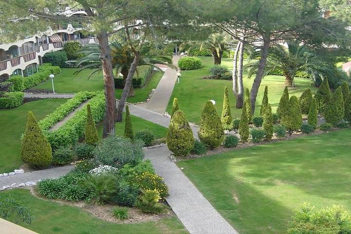 Appartement entier, Charmant Studio Residence Securisee Avec 3 Piscines - Grande Terrasse + Parking in Mandelieu-la-Napoule, Massif de l'Esterel