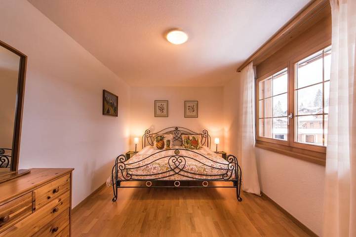 Ferienwohnung für 5 Personen, mit Balkon in Lauterbrunnen - 2