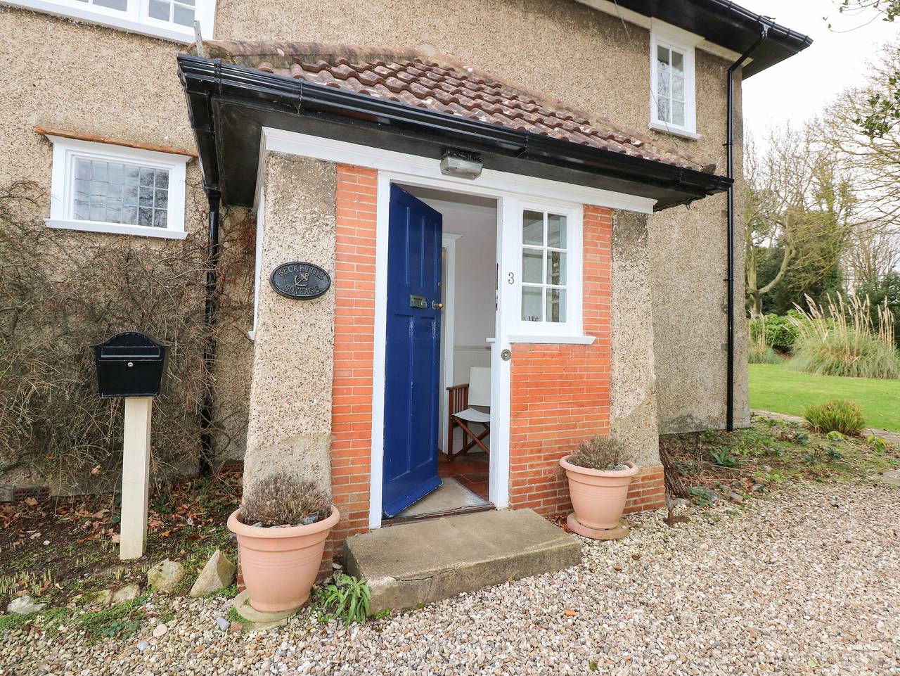 Beckhythe Cottage in Overstrand, Norfolk Coast