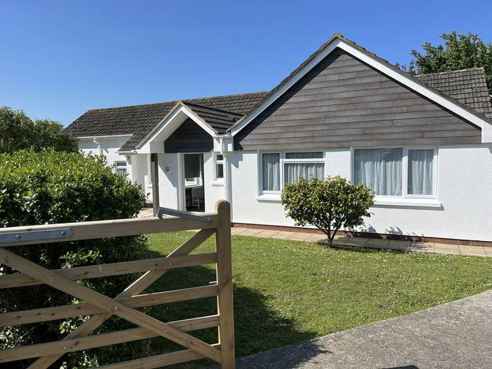 Cottage for 10 people, with Garden and View in Georgeham