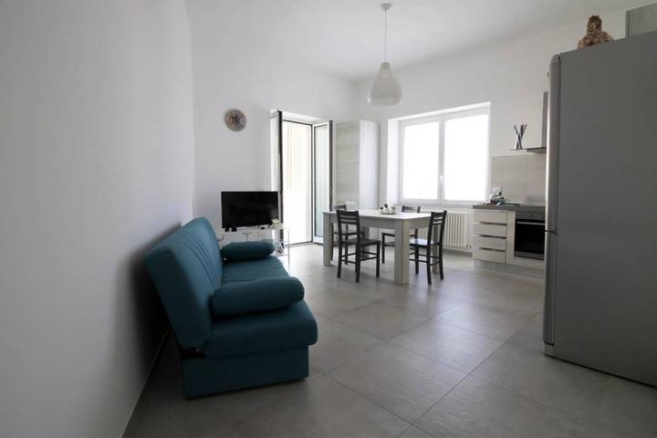Appartement de vacances pour 5 personnes, avec Balcon ainsi que Terrasse et Vue dans Spiaggia di Cala Cozze