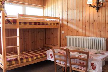 Gîte pour 4 personnes, avec balcon dans Col De Vars Vars Station De Ski