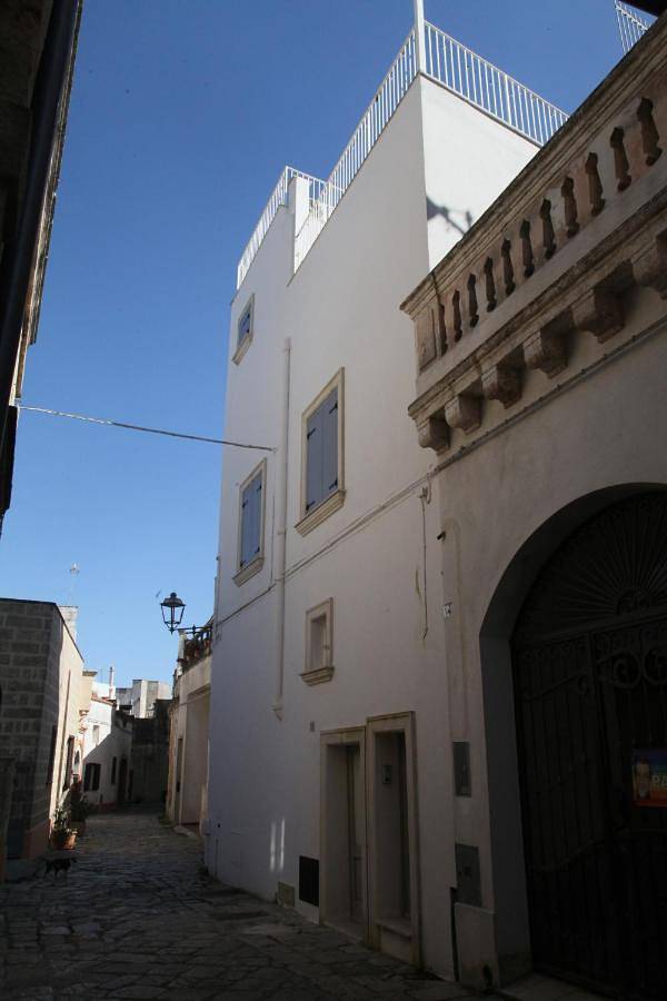 Casa vacanza per 4 persone, con panorama e balcone in Alessano