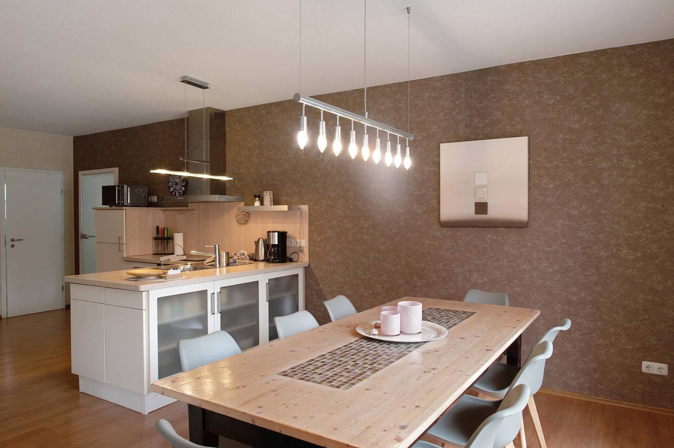 Ferienhaus 'Poolhaus Am Leuchtturm' mit privater Terrasse, privatem Garten und Wi-Fi in Bastorf, Neubukow-Salzhaff