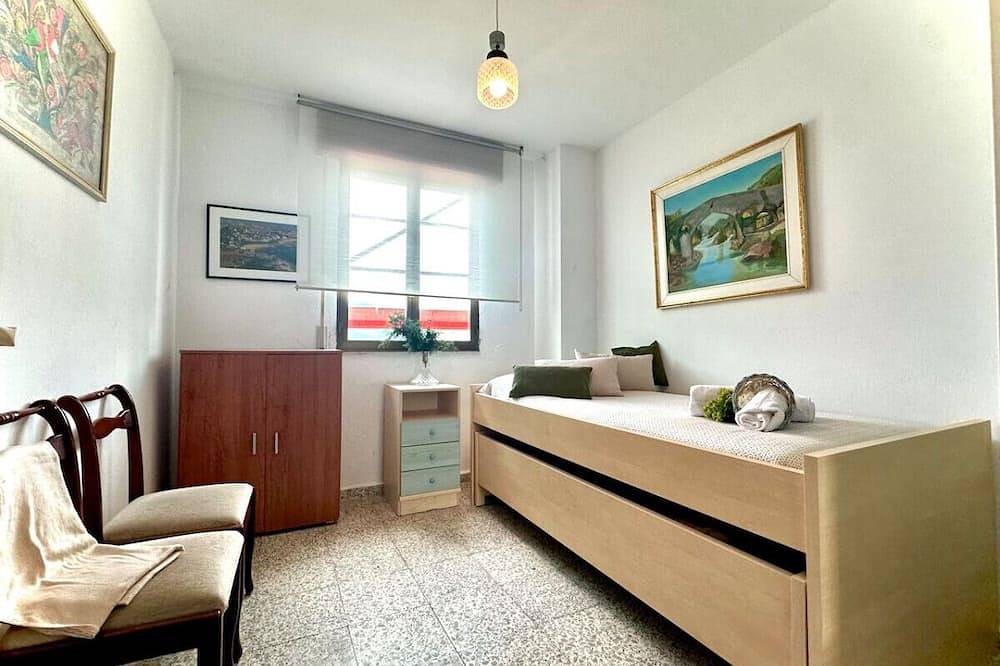 Entire apartment, Cala de Luna in Isla (Cantabria), Arnuero