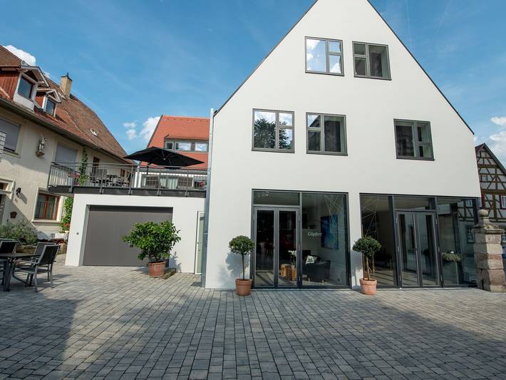 Appartement entier, Appartement '3 Domina 40 m²' avec terrasse partagée et Wi-Fi in Iphofen, Région viticole de Franconie