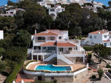 Gîte pour 4 personnes, avec piscine et terrasse à Alaior