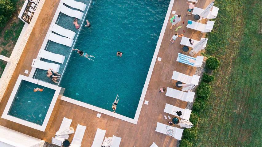 Apartamento entero, Apartamento de vacaciones para 3 personas con piscina in Donji Štoj, Municipio de Ulcinj