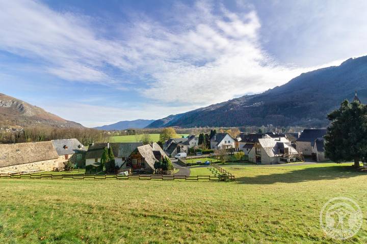 Gîte pour 8 personnes, avec jardin et terrasse dans Val d'Azun - 2
