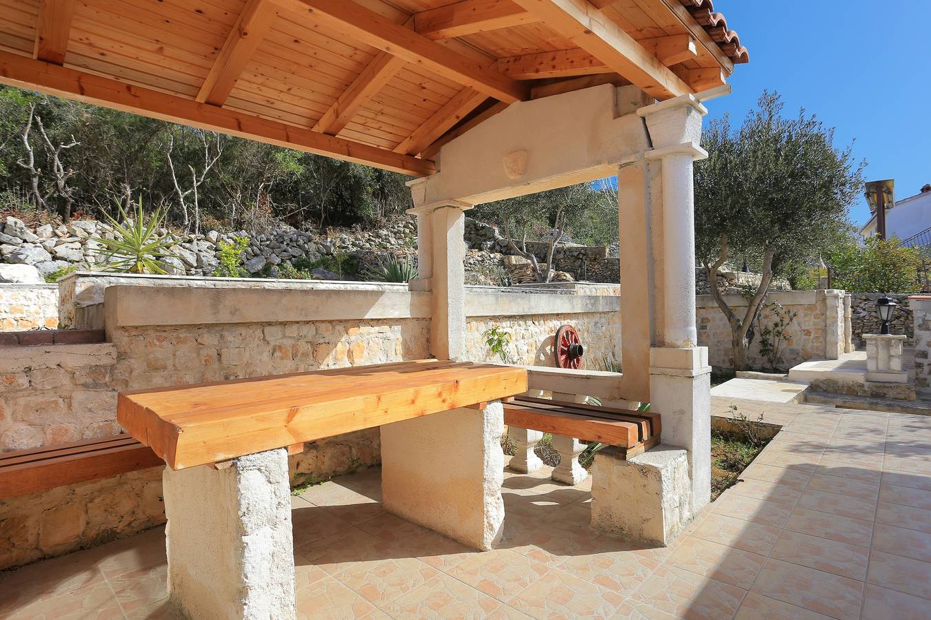 Appartement entier, Garçonniere prés de la plage Vinisce, Trogir As-18674-a in Vinisce, Split-Dalmatie