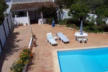 Location de vacances pour 2 personnes, avec jardin et terrasse à Loulé