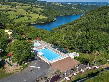 Cottage pour 4 personnes, avec bassin pour enfant et sauna, animaux acceptés à Cordelle