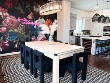 Vacation House for 16 Guests in Houston, Texas, Picture 2