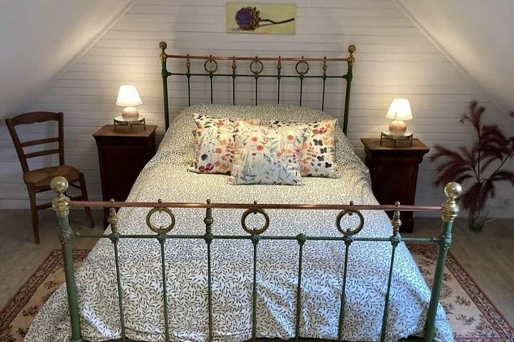 Gîte pour 2 personnes, avec jardin dans Monts d'Arrée - 2