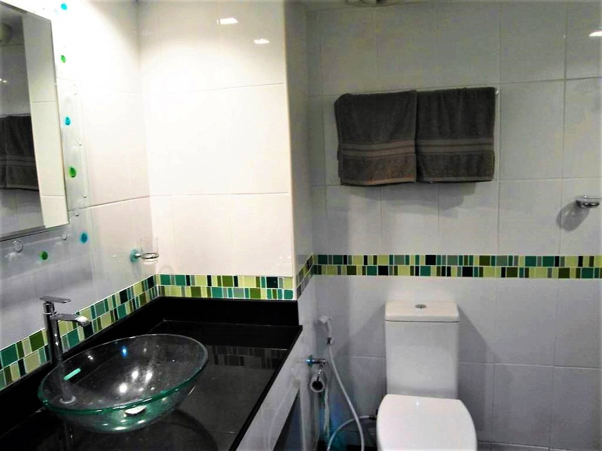 Ganzes Studio, Poolview Condo Rentbuythailand - Sleeps 2 in Pattaya, Chon Buri